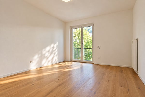 Wunderschöne, komplett renovierte 2.5-Zimmer-Wohnung 10