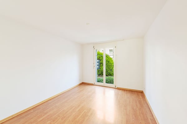 Logenplatz in Uster: Gartenwohnung mit Schlossblick 6