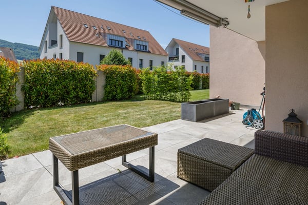 Stilvolle Gartenwohnung im Grünen 9