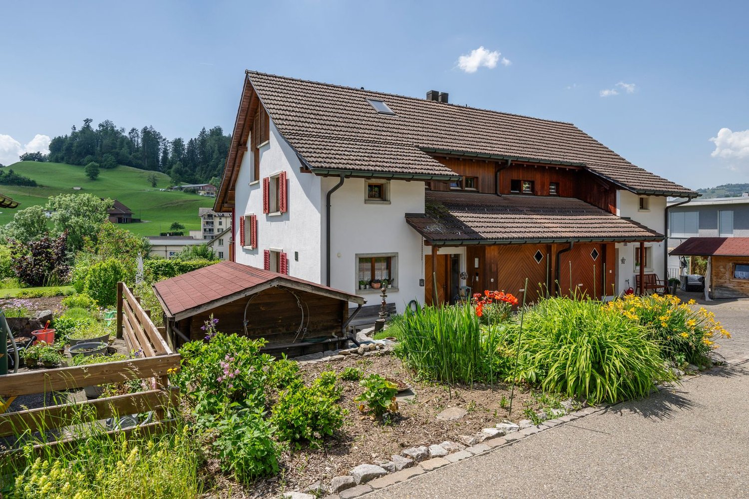 Immobilie in Laupen Zh - Familienparadies mit Garten, Weitsicht und viel Privatsphäre - Bild 6