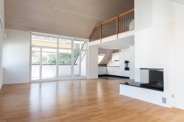 Lichtdurchflutete 4.5 Zimmer-Maisonettewohnung mit Galerie und viel Raum 4
