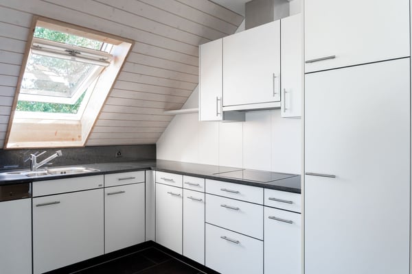 Lichtdurchflutete 4.5 Zimmer-Maisonettewohnung mit Galerie und viel Raum 3