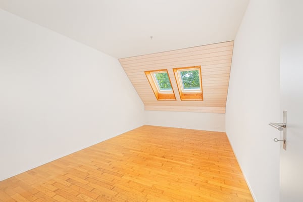 3.5-Zimmer-Dachmaisonette mit Galerie und viel Wohnkomfort 6