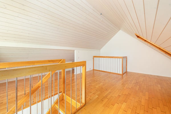 3.5-Zimmer-Dachmaisonette mit Galerie und viel Wohnkomfort 8