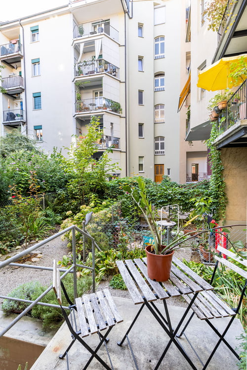 Stilvolle 1-Zimmer-Altbauwohnung mit Gartenzugang 5