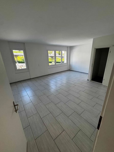 Grosszügige 4.5-Zimmer-Terrassenwohnung im Dorfzentrum von Gersau/SZ 5