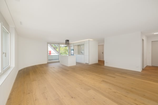 Helle und moderne 5.5 Zimmerwohnung 11