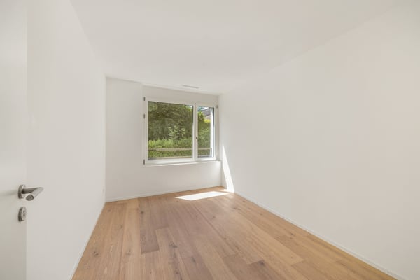 Helle und moderne 5.5 Zimmerwohnung 9