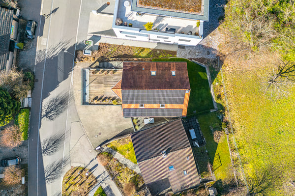 Traumhaftes 5.5 Zimmer Einfamilienhaus mit cooler Relax-Terrasse 2