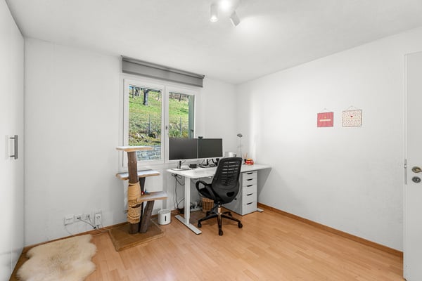 Traumhaftes 5.5 Zimmer Einfamilienhaus mit cooler Relax-Terrasse 8