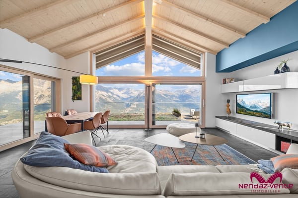 Un chalet de toute beauté aux Rairettes en résidence principale 2
