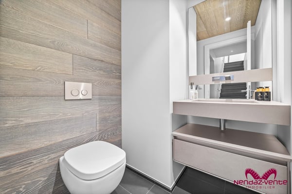 Un chalet de toute beauté aux Rairettes en résidence principale 10