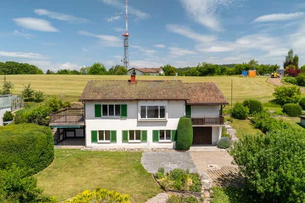 Zumikon: Freistehendes Einfamilienhaus mit viel Potenzial 2