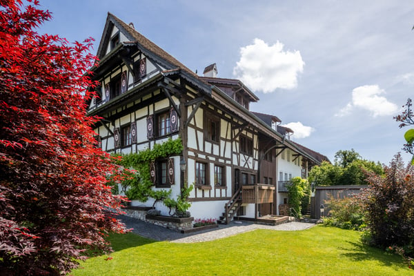 Historisches Ambiente in kernsaniertem Riegelhaus mit Gartenparadies 1