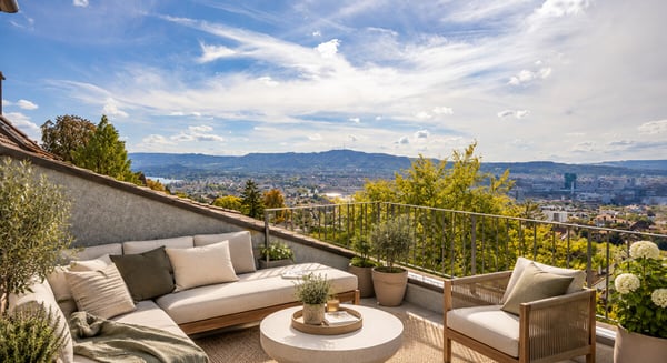 Zürich Kreis 6: Maisonettewohnung mit Dachterrasse und Weitblick 1