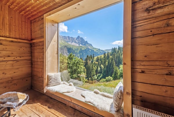 Safien: Haus mit Geschichte, Panorama und rund 3100 m² Grundstück 5