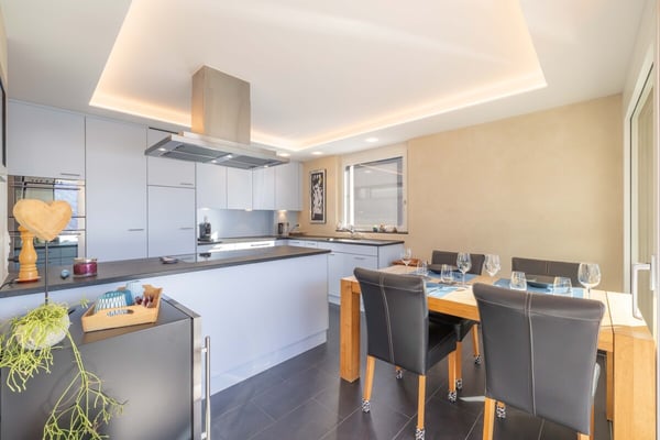Sonnige Wohnung in Malans mit Weitblick und Balkon 2
