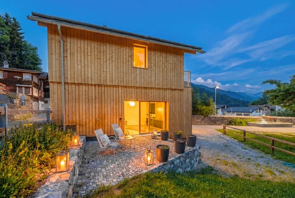 Ferienhaus mit Aussicht und moderner Architektur in Seewis 1