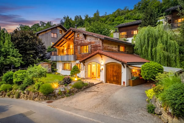Chur: charmantes Einfamilienhaus mit grosszügigem Garten und Bergsicht 1