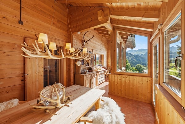 St. Peter: Ferienhaus im Chaletstil mit Bergsicht und viel Sonne 4