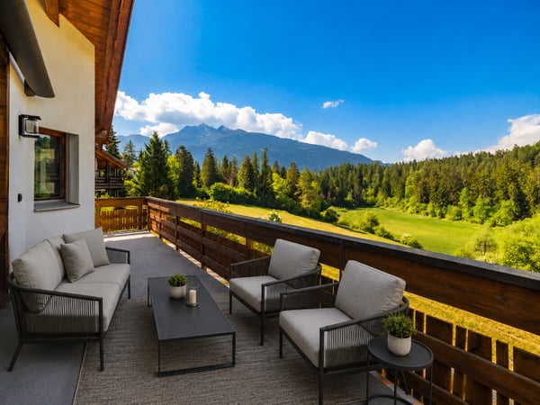 Laax: alpines Wohnen mit Aussicht und Atmosphäre 1