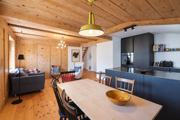 Sent: Ferienwohnung mit Arvencharme und grossem Garten 1