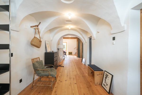 Sent: Ferienwohnung mit Arvencharme und grossem Garten 2