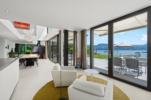 Luxus direkt am See in Stäfa mit Aussenpool und privatem Badesteg 2