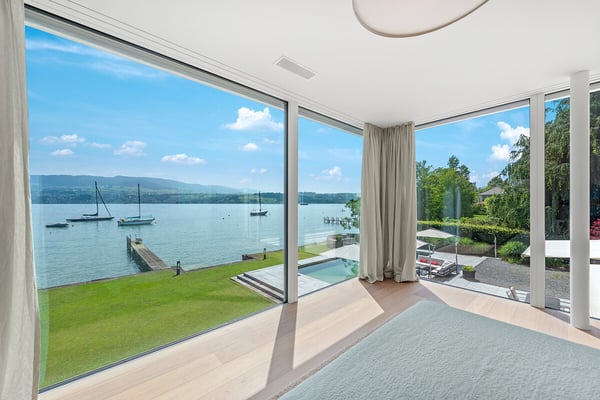 Luxus direkt am See in Stäfa mit Aussenpool und privatem Badesteg 3
