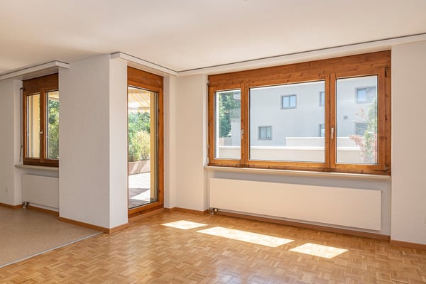 Grosszügige 2.5-Zimmer-Wohnung an zentraler Lage mit 40 m2 Terrasse 5