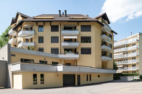 Grosszügige 2.5-Zimmer-Wohnung an zentraler Lage mit 40 m2 Terrasse 14