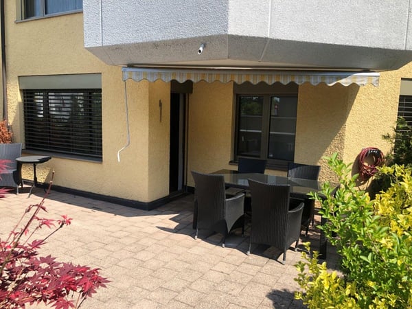 Grosszügige 2.5-Zimmer-Wohnung an zentraler Lage mit 40 m2 Terrasse 11