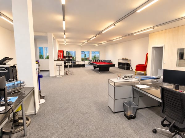 Gewerberaum 290 m² an der Hauptstrasse in Aesch LU kaufen 2