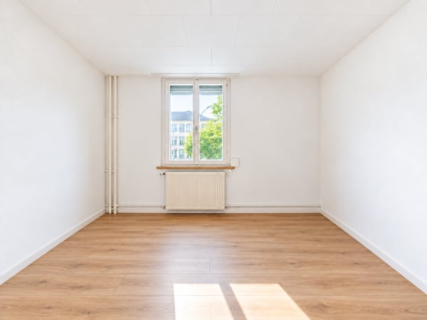 Attraktive 3-Zimmerwohnung mit sehr grosser Terrasse (92m2) mitten in Langenthal 6