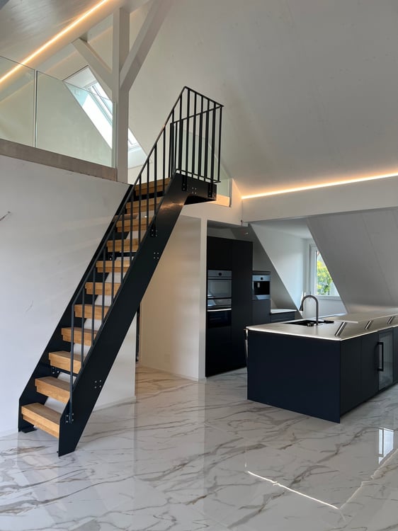 Extravagante Dachwohnung mit Galerie 11