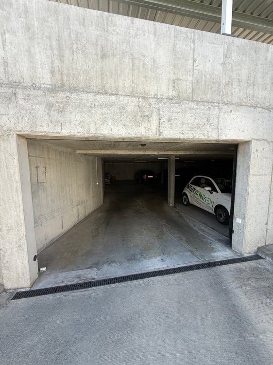 Einstellhallenplatz zu verkaufen 2