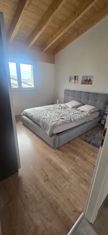 Charmant appartement en attique de 2.5 pièces à Leytron – Vue panoramique sur les montagnes 3