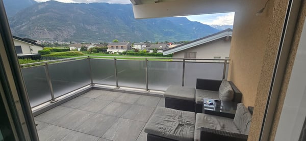 Charmant appartement en attique de 2.5 pièces à Leytron – Vue panoramique sur les montagnes 6