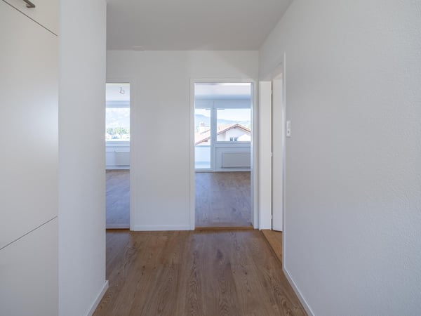 Erstbezug nach Sanierung – moderne 3-Zimmer-Wohnung mit Bergsicht 11