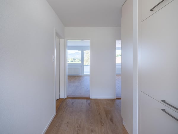 Erstbezug nach Sanierung – moderne 3-Zimmer-Wohnung mit Bergsicht 14