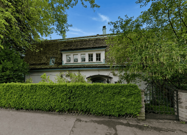 Geräumiges 12-Zimmer-Mehrfamilienhaus an der Toblerstrasse, Zürich 8044 1