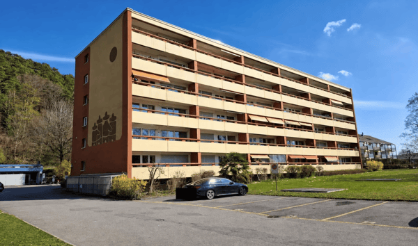 Charmante 3.5-Zimmer-Wohnung mit Balkon und herrlicher Aussicht in Ostermundigen 1