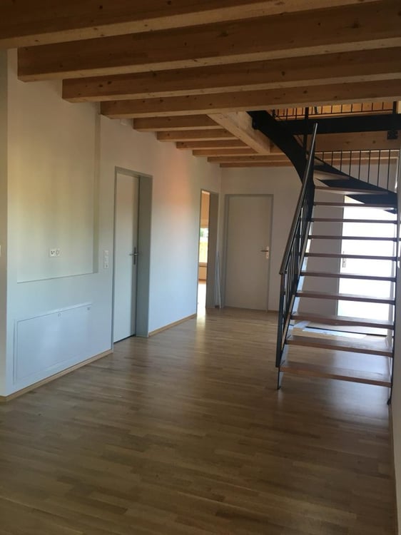 4.5-Zimmer-Dachwohnung in ruhiger Lage von Laufenburg 2