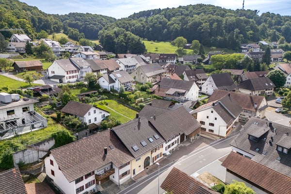 Historisches Mehrfamilienhaus mit Potenzial 2