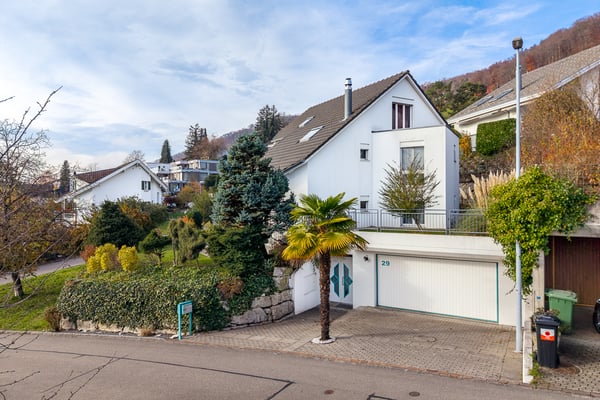 Leben, wovon andere träumen - gepflegtes Wohnen am Lägernhang 2