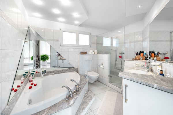 Leben, wovon andere träumen - gepflegtes Wohnen am Lägernhang 8