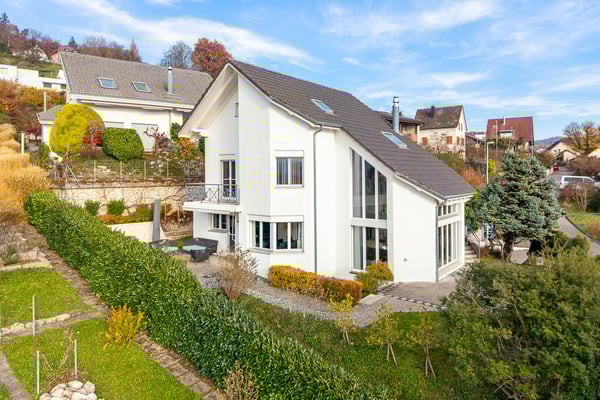 Leben, wovon andere träumen - gepflegtes Wohnen am Lägernhang 1