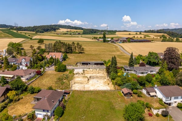 Baubewilligtes Projekt mit bereits abgeschlossenem Aushub 7