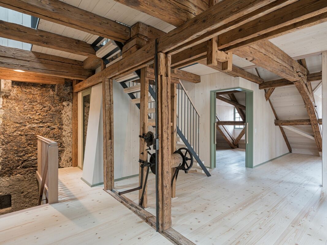 3½ Zimmer-Maisonette mit Loggia