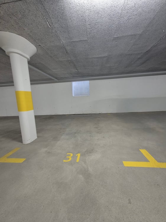 Diverse Einstellplätze zum Verkauf 5